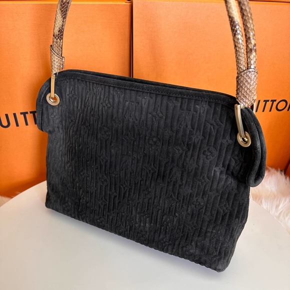 Authentic Rare Louis Vuitton Shoulder bag - Picture 8 of 13